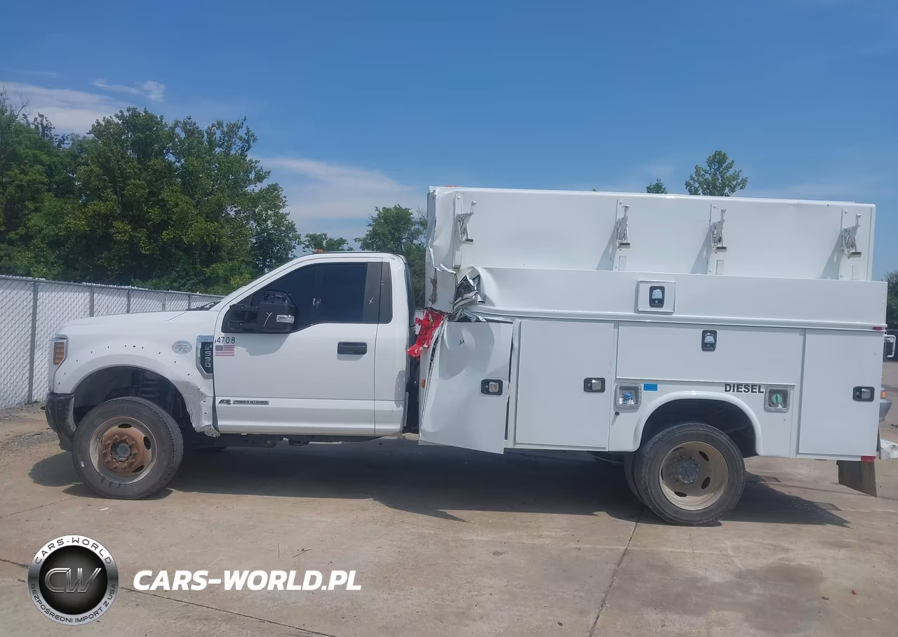 2019 Ford F-550 Chassis Xl VIN:1FDUF5HT2KEF70823 - 16