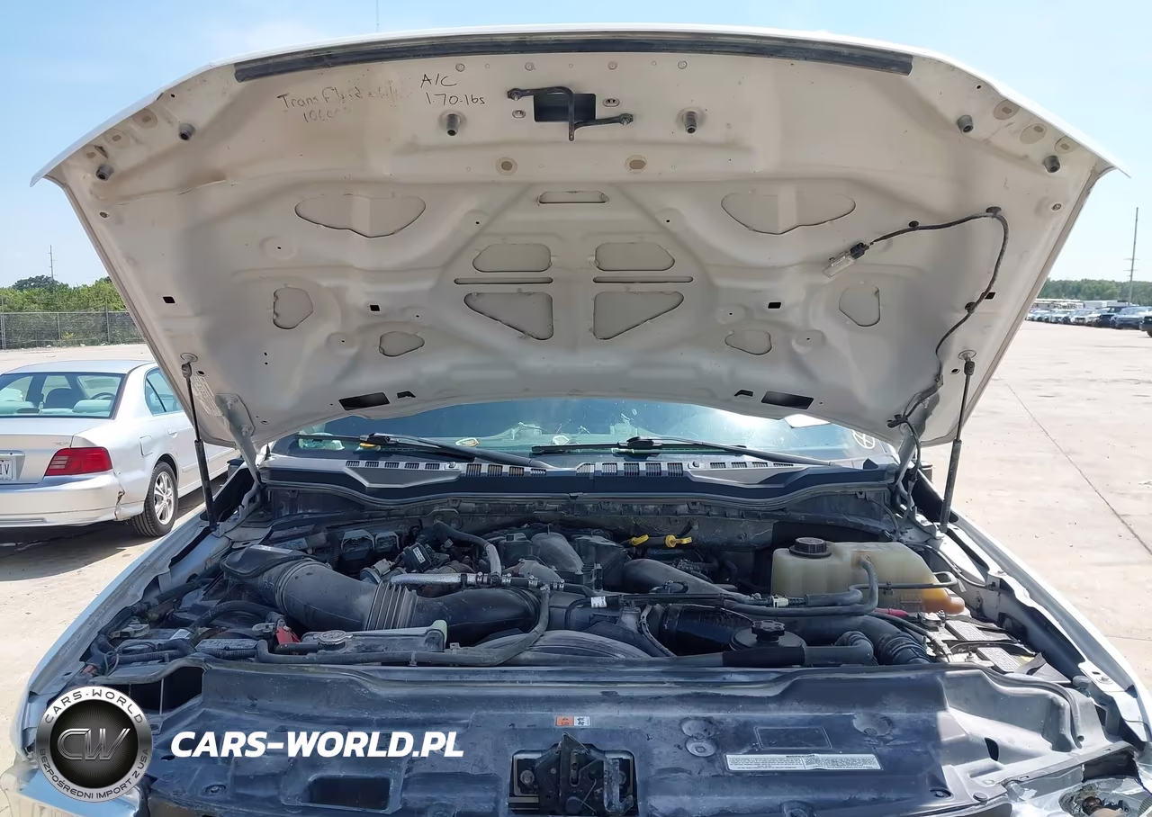 2019 Ford F-550 Chassis Xl VIN:1FDUF5HT2KEF70823 - 9