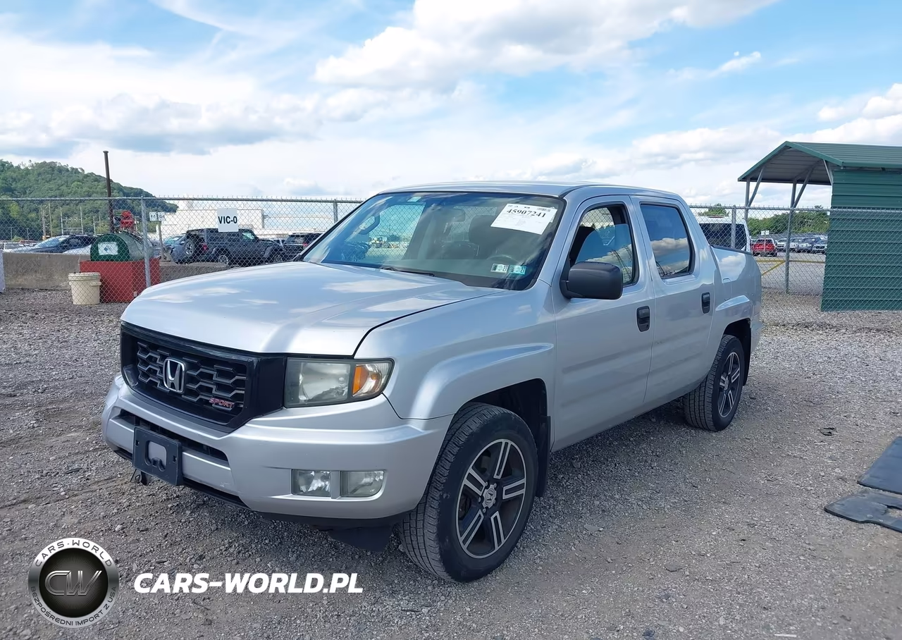2014 Honda Ridgeline Sport VIN:5FPYK1F72EB001500 - 2