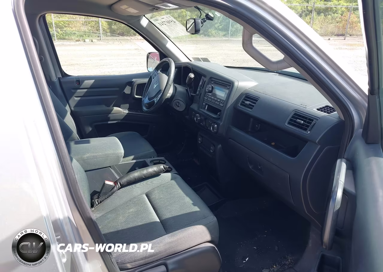 2014 Honda Ridgeline Sport VIN:5FPYK1F72EB001500 - 5