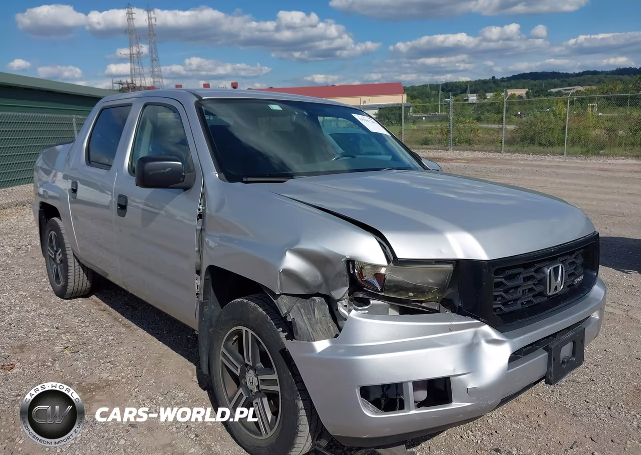 2014 Honda Ridgeline Sport VIN:5FPYK1F72EB001500 - 6