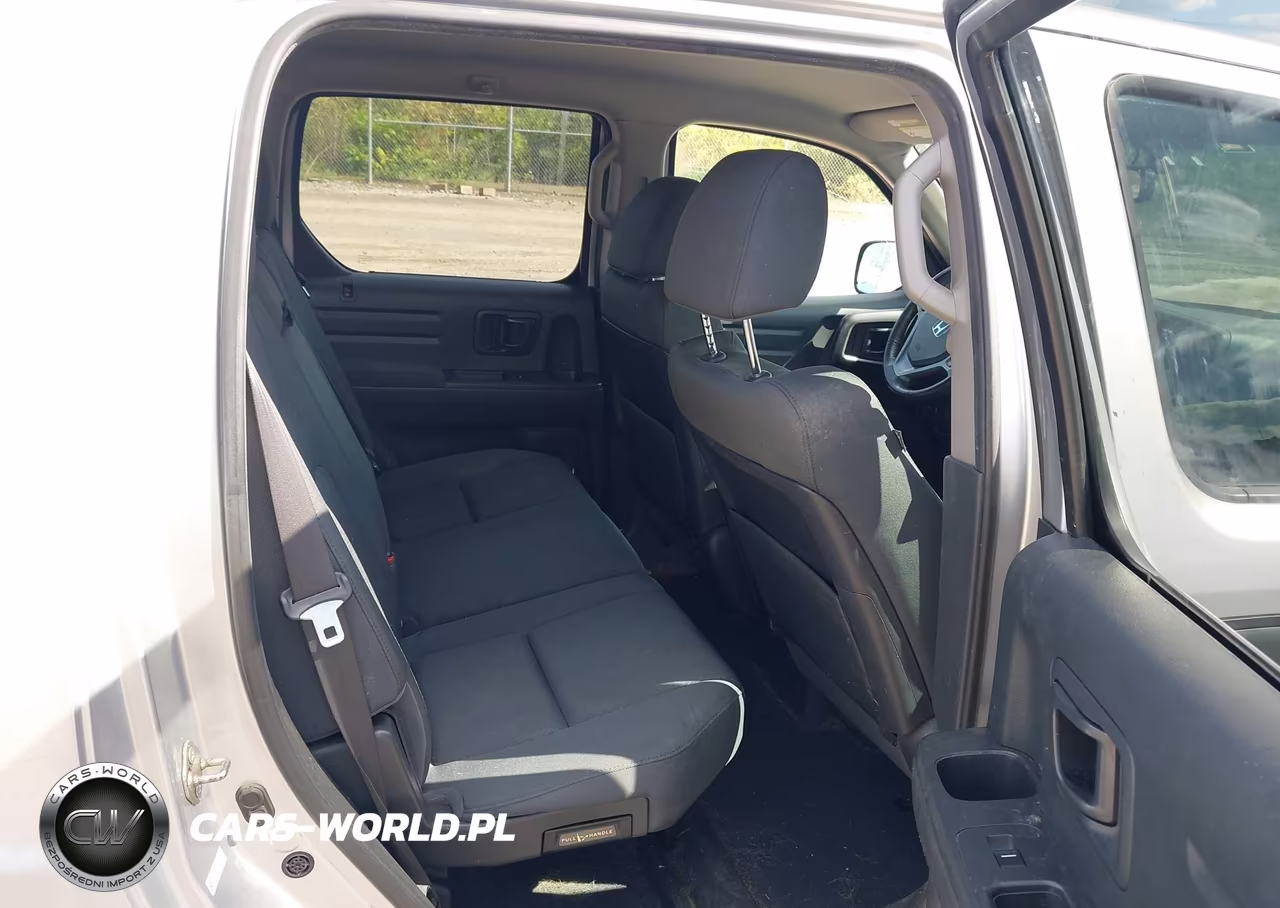 2014 Honda Ridgeline Sport VIN:5FPYK1F72EB001500 - 8