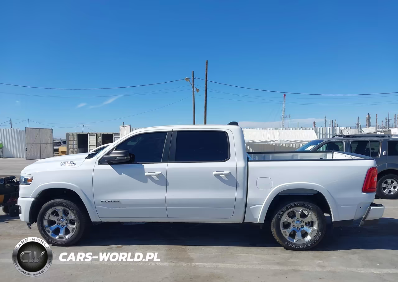 2025 Ram 1500 Big Horn 4X2 5'7 Box VIN:1C6RREFGXSN647596 - 14