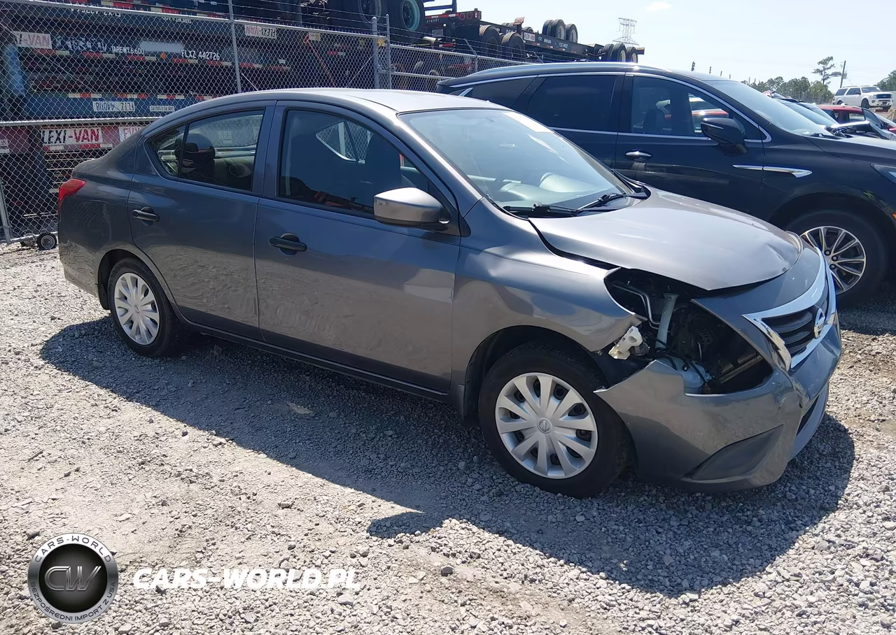 2016 Nissan Versa 1.6 S