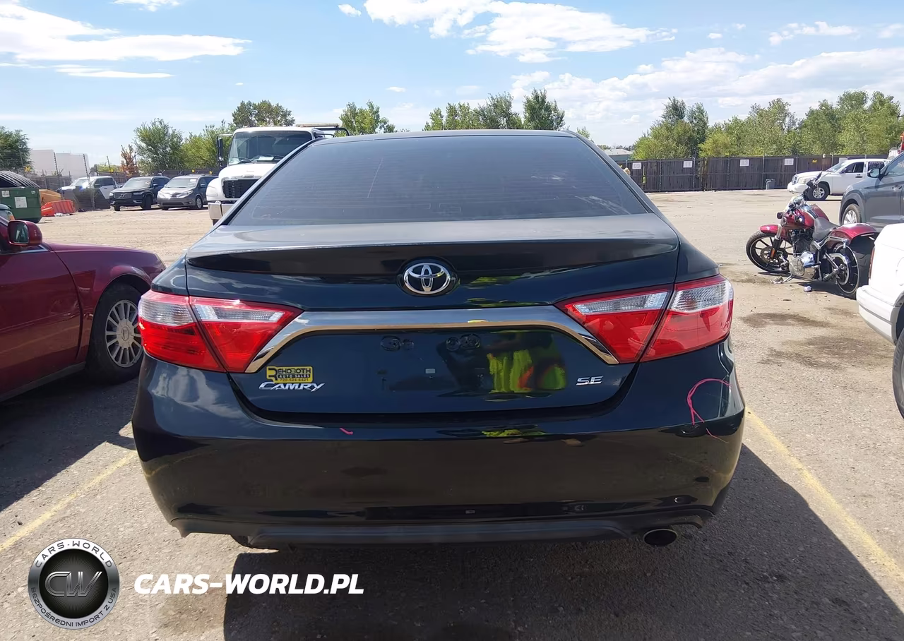 2015 Toyota Camry Se VIN:4T1BF1FK0FU039254 - 16