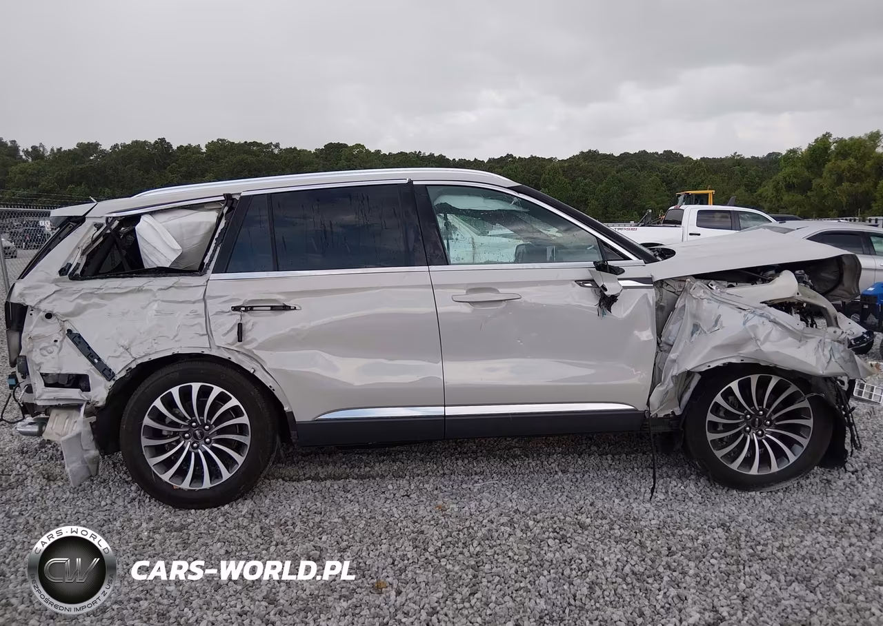 2022 Lincoln Aviator Reserve VIN:5LM5J7WCXNGL13397 - 13