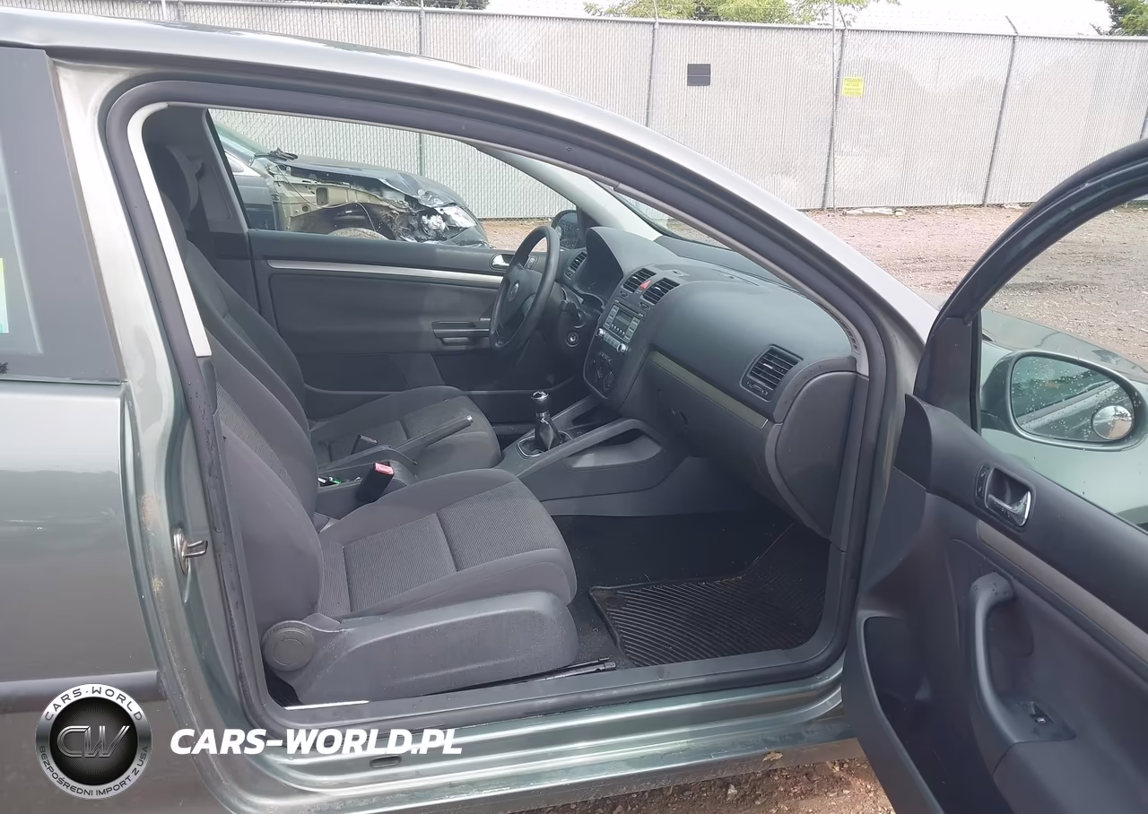 2008 Volkswagen Rabbit S VIN:WVWAB71KX8W336285 - 5