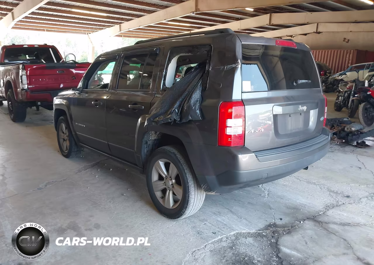 2017 Jeep Patriot Latitude VIN:1C4NJRFB8HD174905 - 3