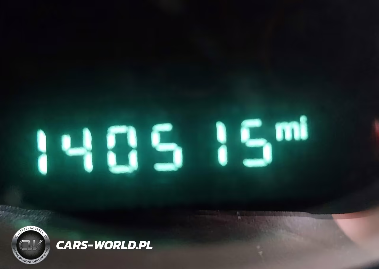 2017 Jeep Wrangler Unlimited Sahara VIN:1C4HJWEG9HL521110 - 16
