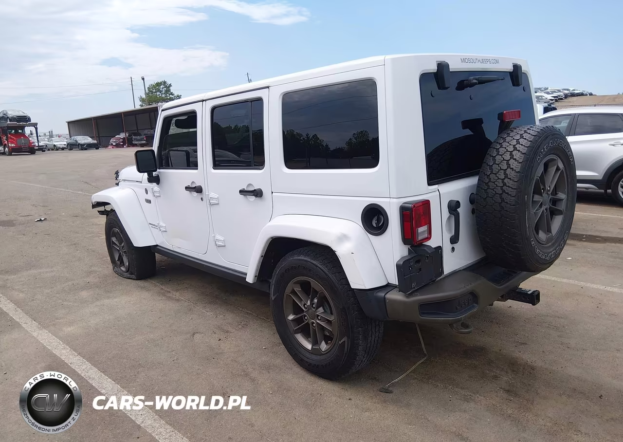 2017 Jeep Wrangler Unlimited Sahara VIN:1C4HJWEG9HL521110 - 3