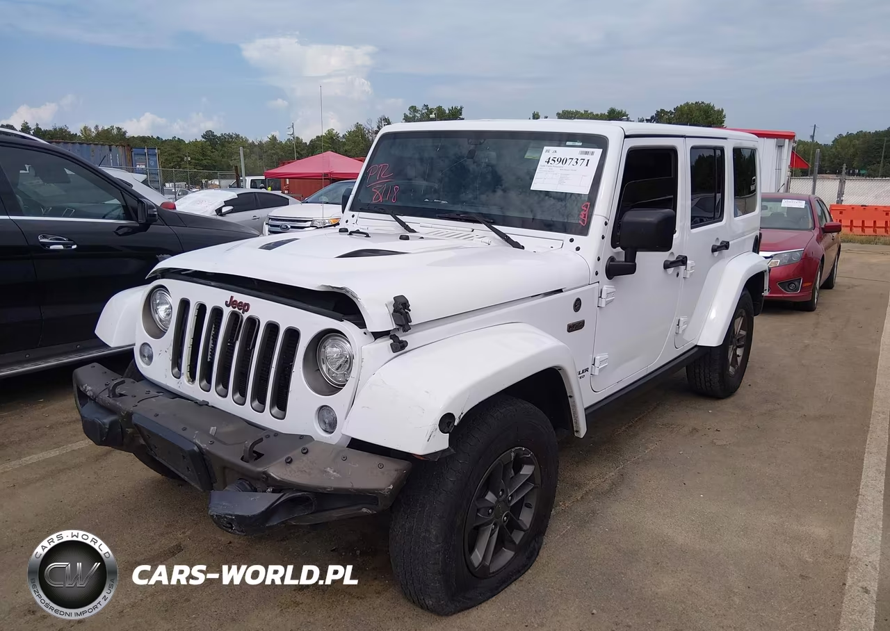 2017 Jeep Wrangler Unlimited Sahara VIN:1C4HJWEG9HL521110 - 6