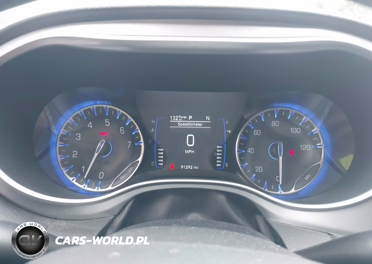 2018 Chrysler Pacifica Touring L VIN:2C4RC1BG9JR275002 - 7