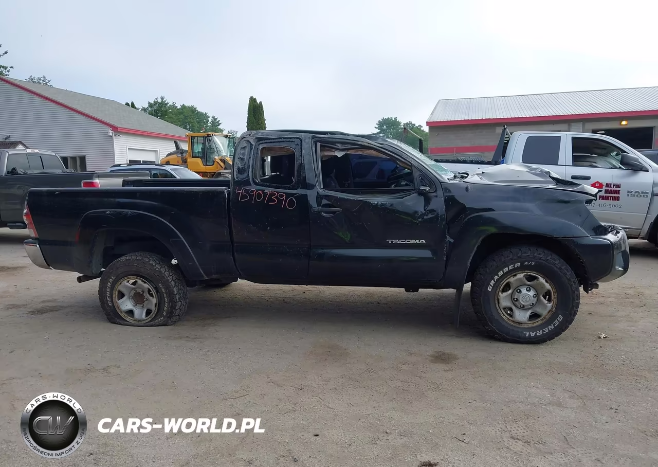 2013 Toyota Tacoma Base V6 VIN:5TFUU4EN9DX076380 - 13