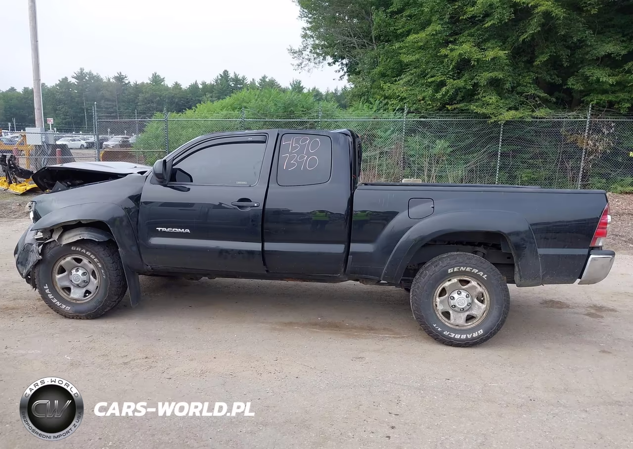 2013 Toyota Tacoma Base V6 VIN:5TFUU4EN9DX076380 - 17