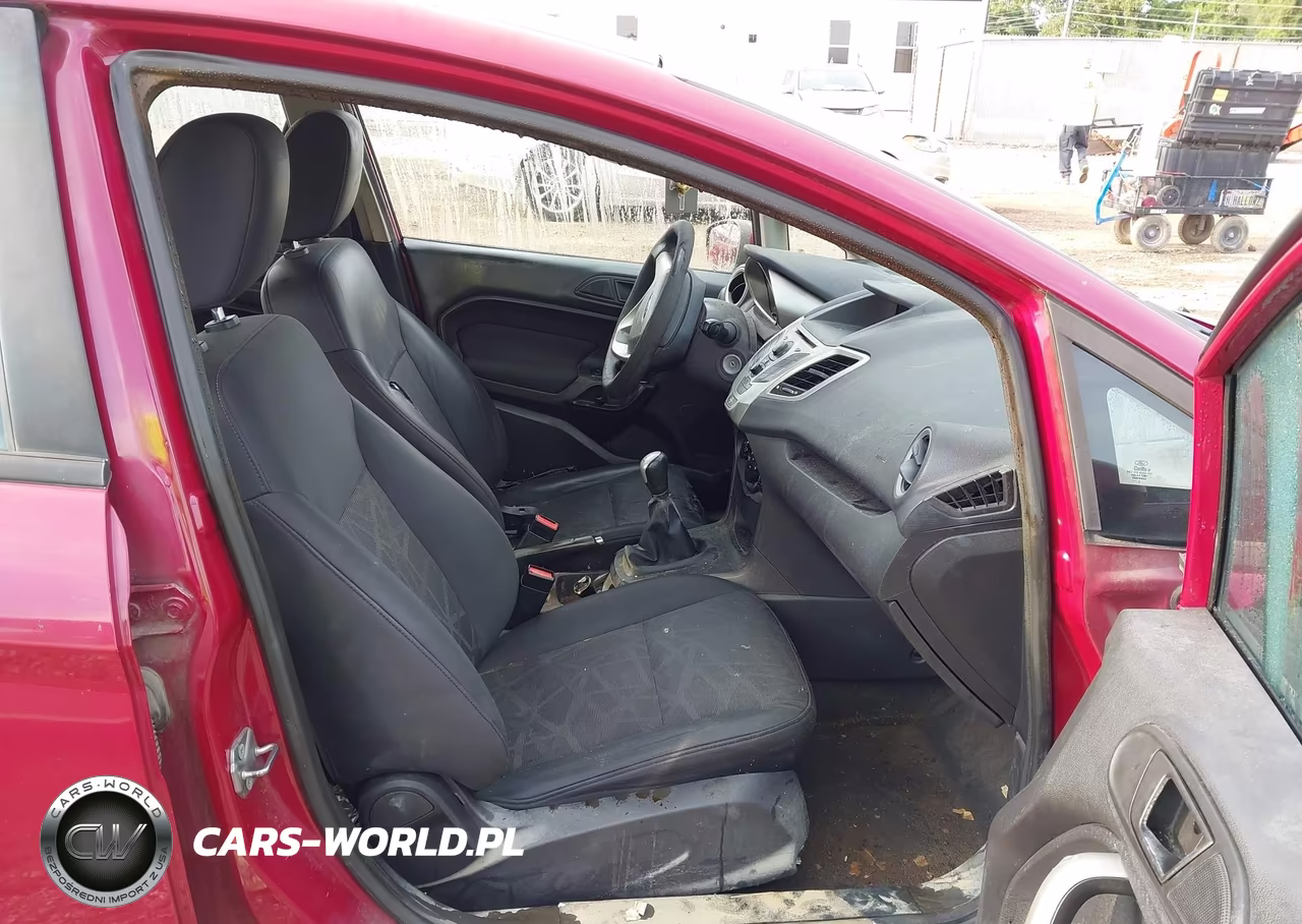 2011 Ford Fiesta Se VIN:3FADP4EJ3BM216453 - 5