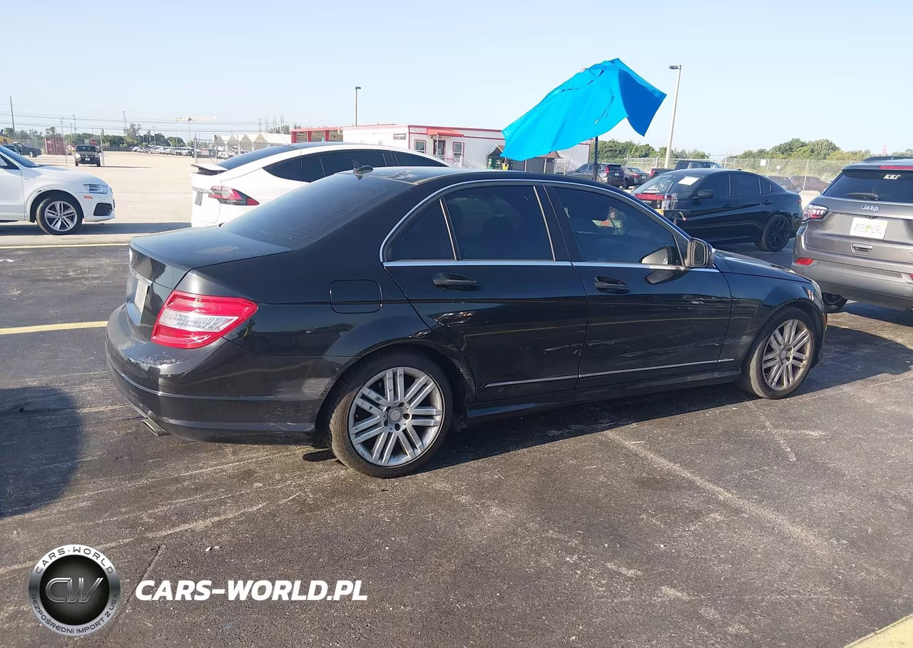 2008 Mercedes-Benz C 300 Luxury-Sport VIN:WDDGF54XX8F054213 - 4