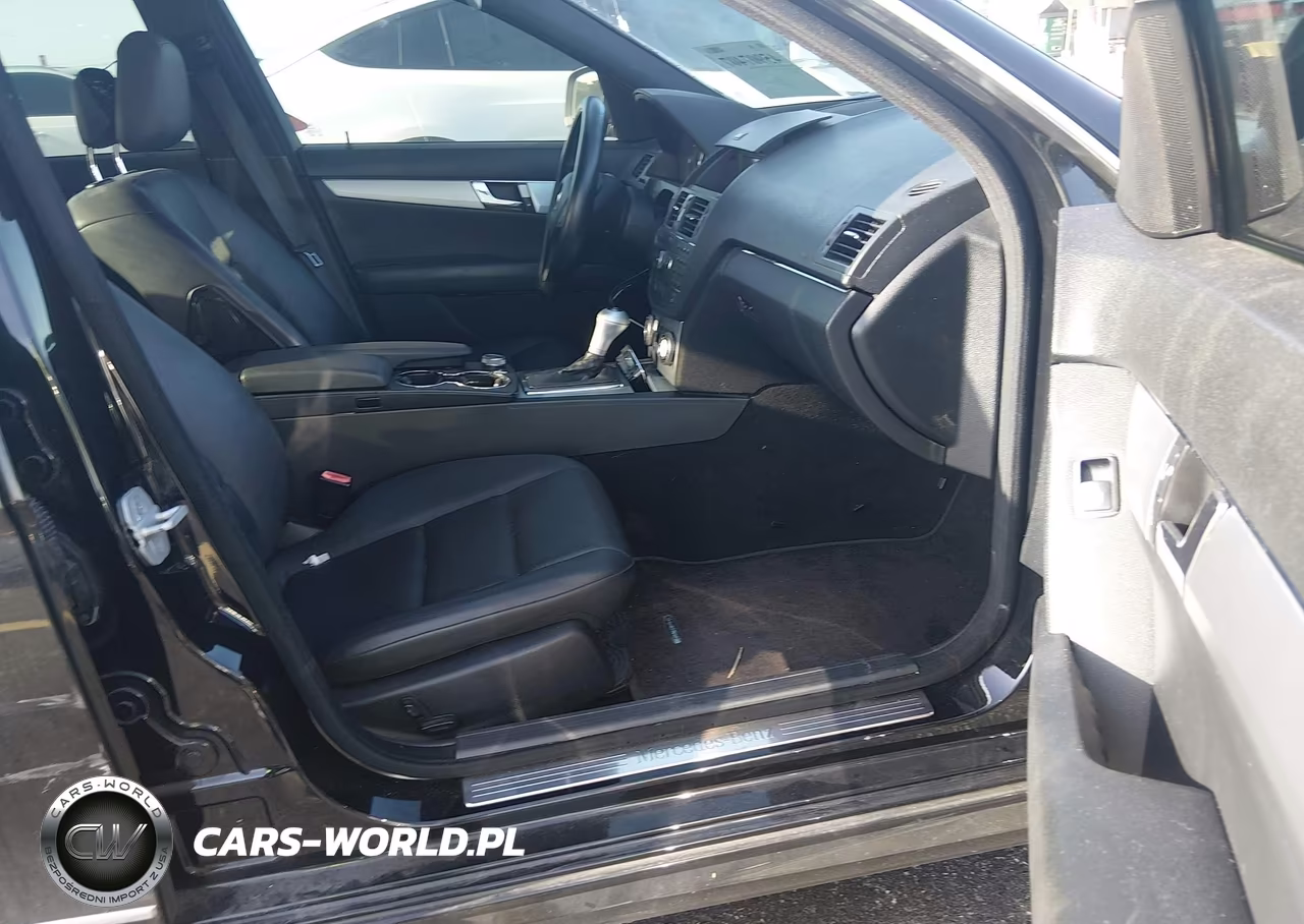 2008 Mercedes-Benz C 300 Luxury-Sport VIN:WDDGF54XX8F054213 - 5