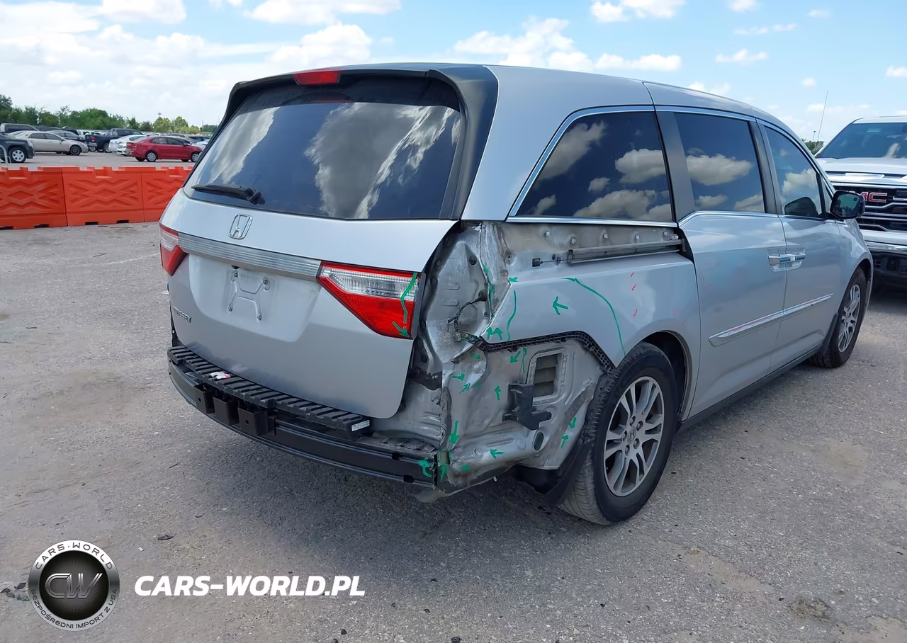 2013 Honda Odyssey Ex VIN:5FNRL5H49DB021813 - 4