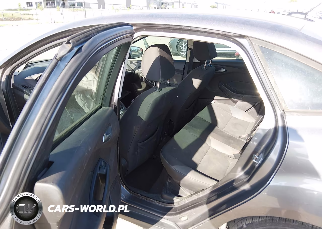 2014 Ford Focus Se VIN:1FADP3F21EL148886 - 8