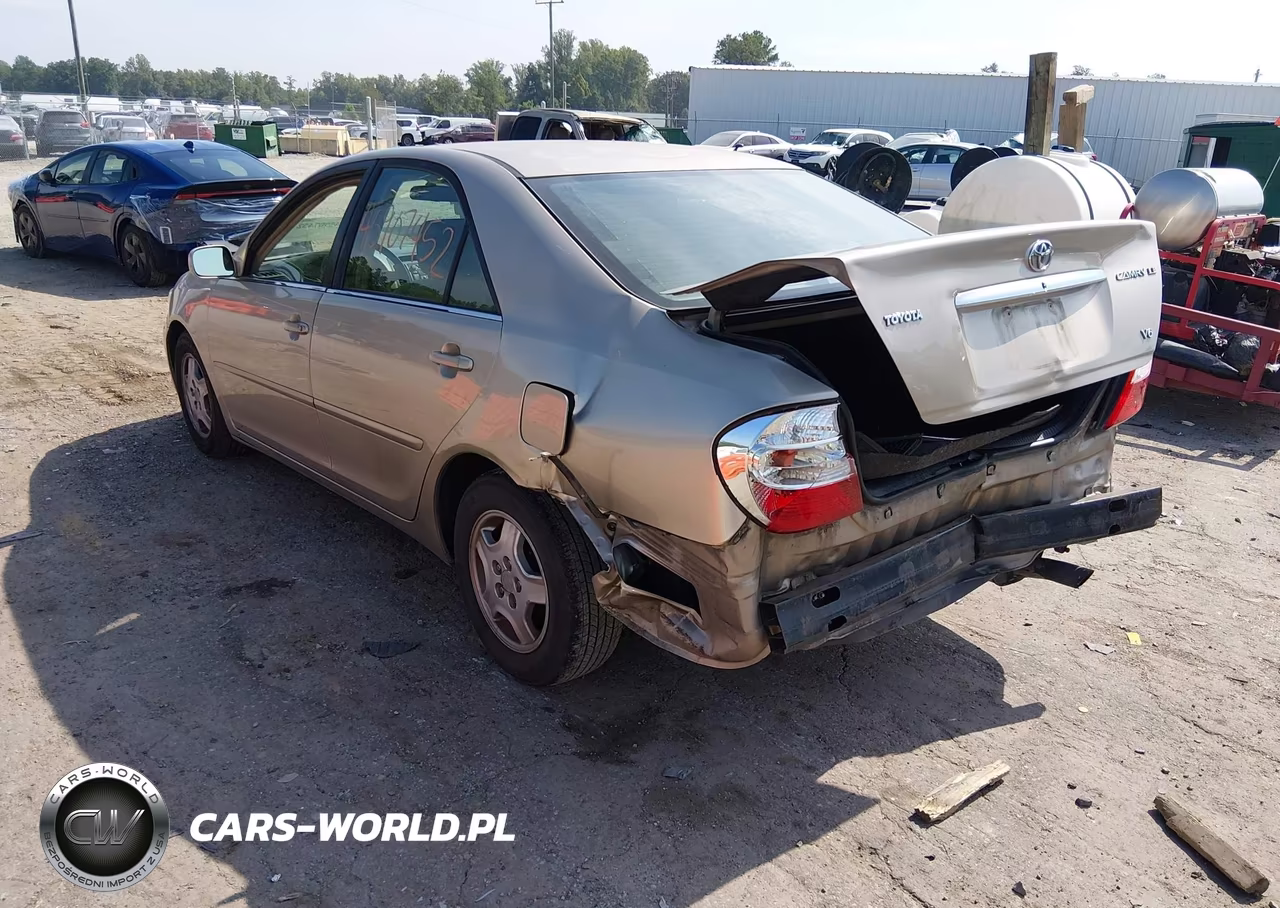 2002 Toyota Camry Le VIN:4T1BF30K22U536854 - 3