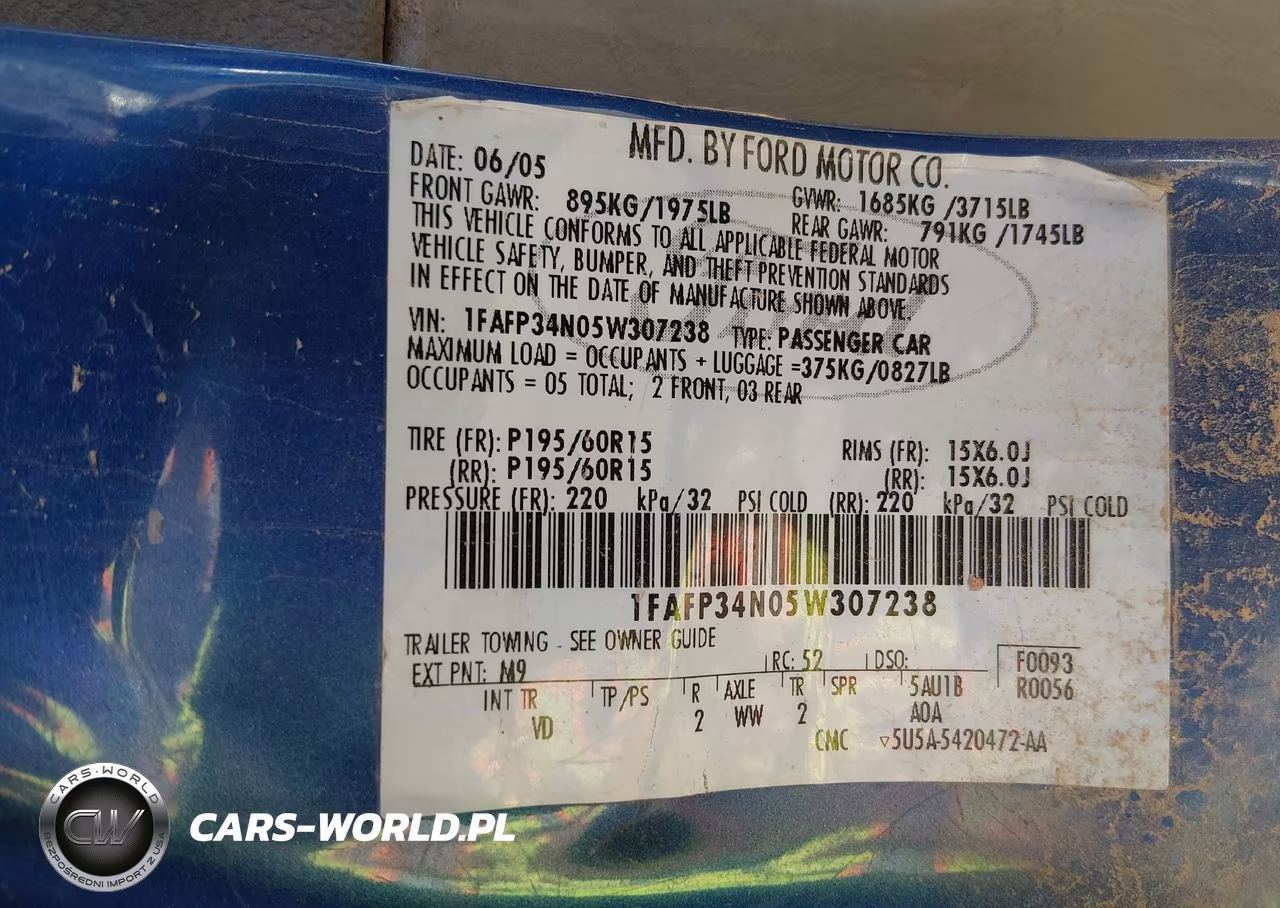 2005 Ford Focus Zx4 VIN:1FAFP34N05W307238 - 9