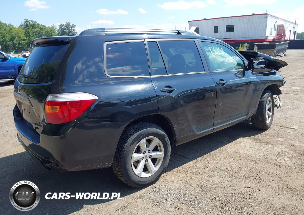 2010 Toyota Highlander Base V6 VIN:5TDBK3EH1AS037110 - 4