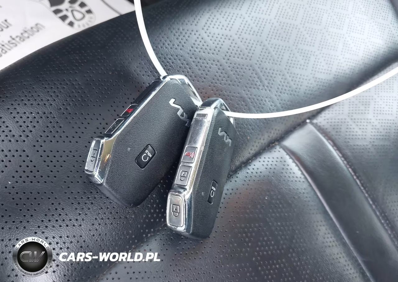2022 Kia Sorento Hybrid S VIN:KNDRG4LG4N5089682 - 11