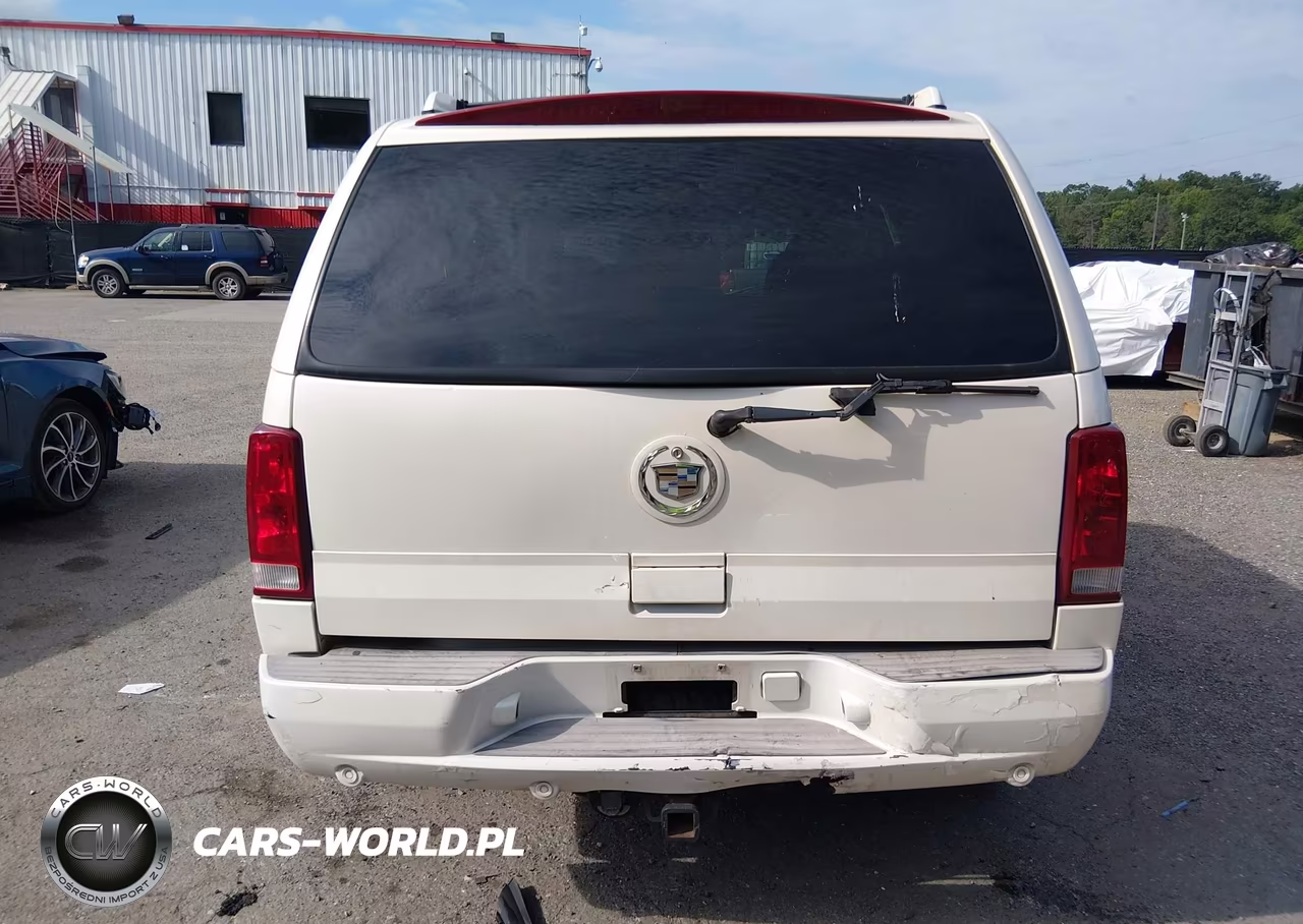 2002 Cadillac Escalade Standard VIN:1GYEK63N62R304744 - 16