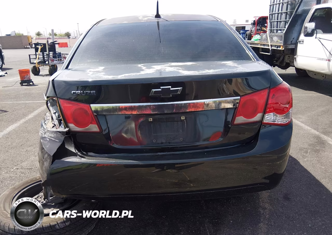 2013 Chevrolet Cruze Ls Auto VIN:1G1PA5SH1D7266323 - 16