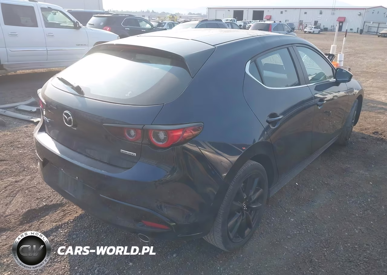 2025 Mazda Mazda3 2.5 S Select Sport VIN:JM1BPAKMXS1752988 - 4