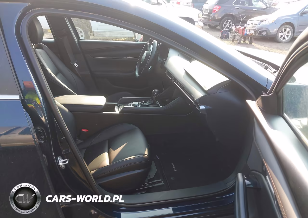 2025 Mazda Mazda3 2.5 S Select Sport VIN:JM1BPAKMXS1752988 - 5