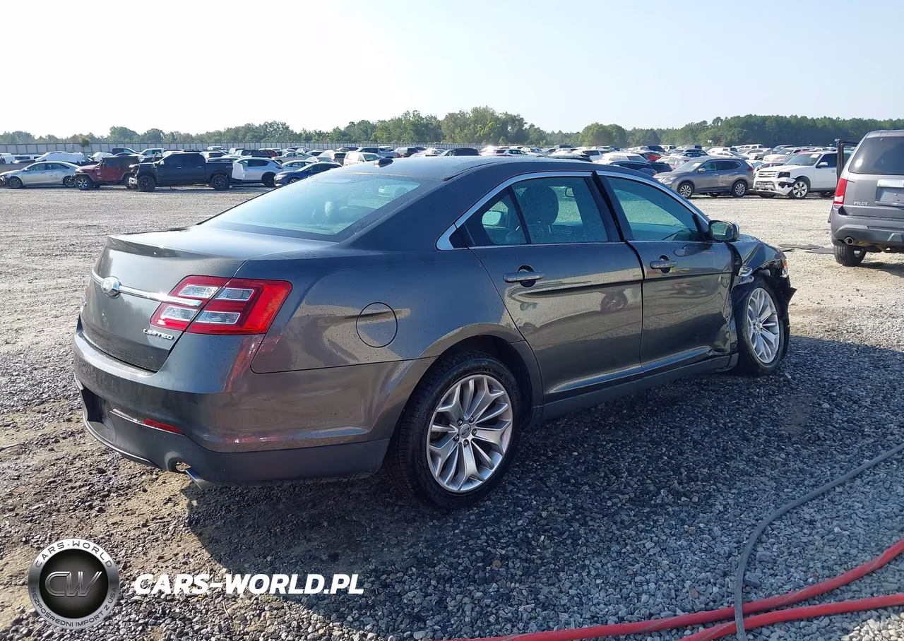 2019 Ford Taurus Limited VIN:1FAHP2F89KG101299 - 4