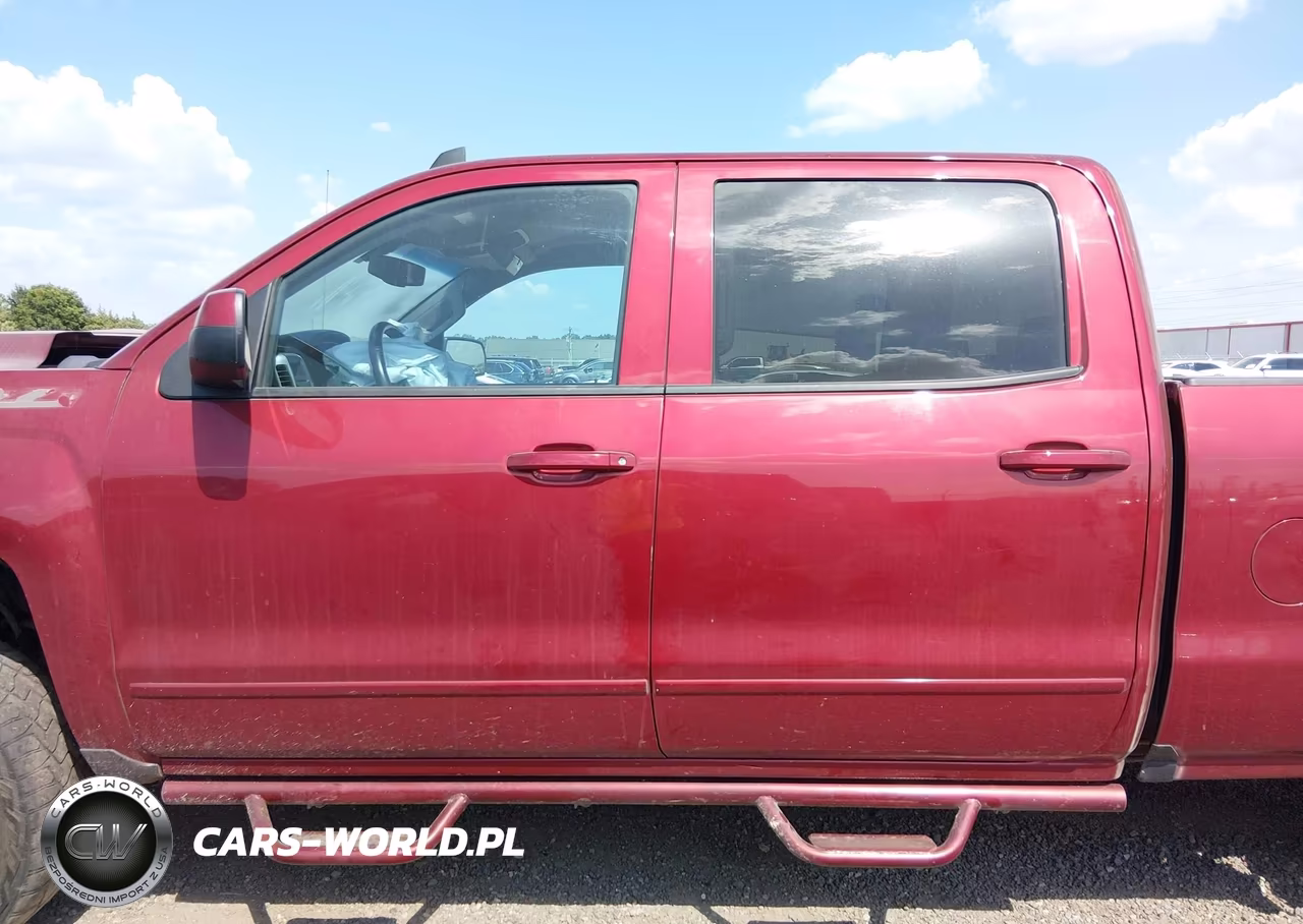 2018 Chevrolet Silverado 1500 2Lt VIN:3GCUKREC3JG509466 - 15