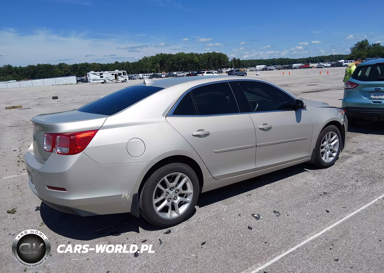 2014 Chevrolet Malibu 1Lt VIN:1G11C5SL0EF156472 - 4