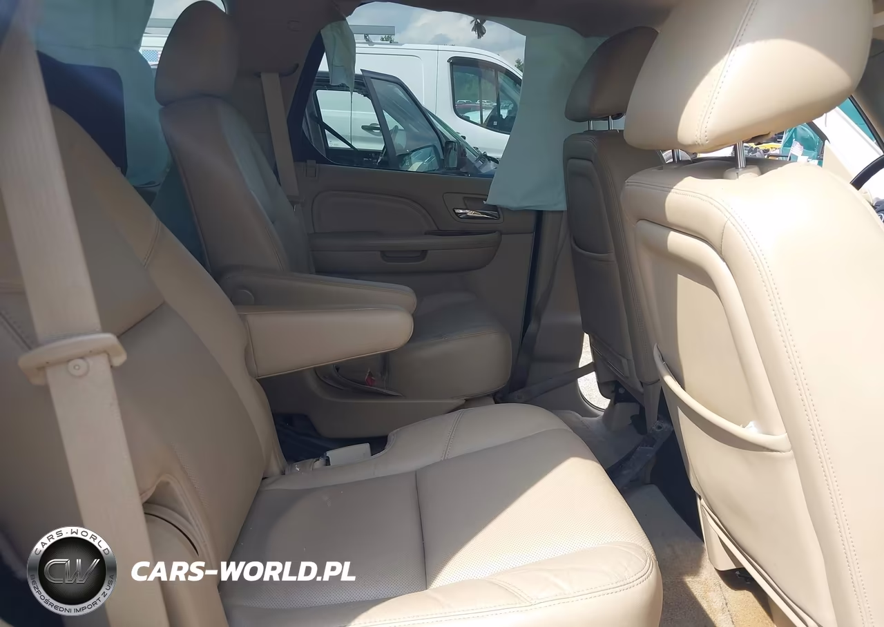 2012 Cadillac Escalade Luxury VIN:1GYS4BEF9CR323219 - 8