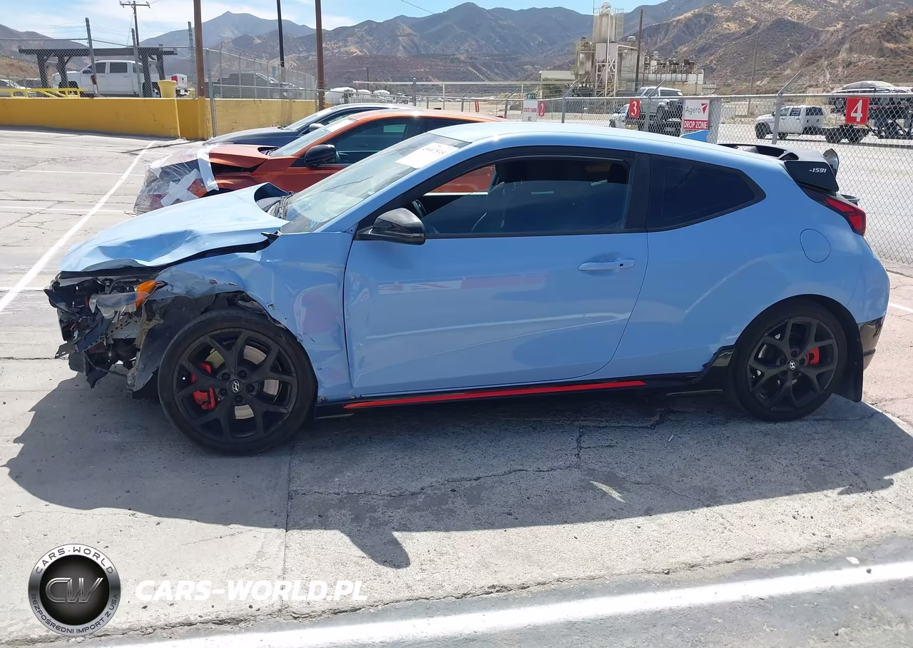 2019 Hyundai Veloster N VIN:KMHT36AH4KU001591 - 15