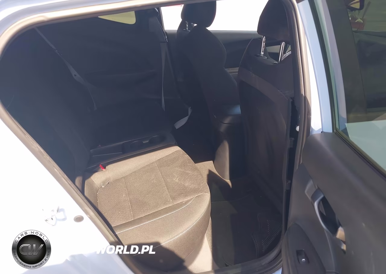 2019 Hyundai Veloster N VIN:KMHT36AH4KU001591 - 8