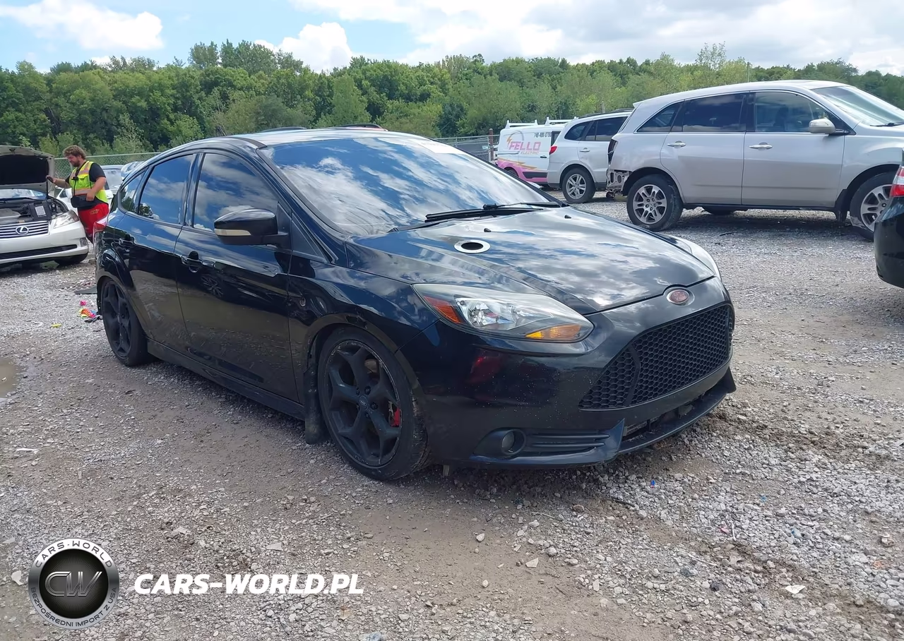 2014 Ford Focus St – zdjęcie 1 z 16