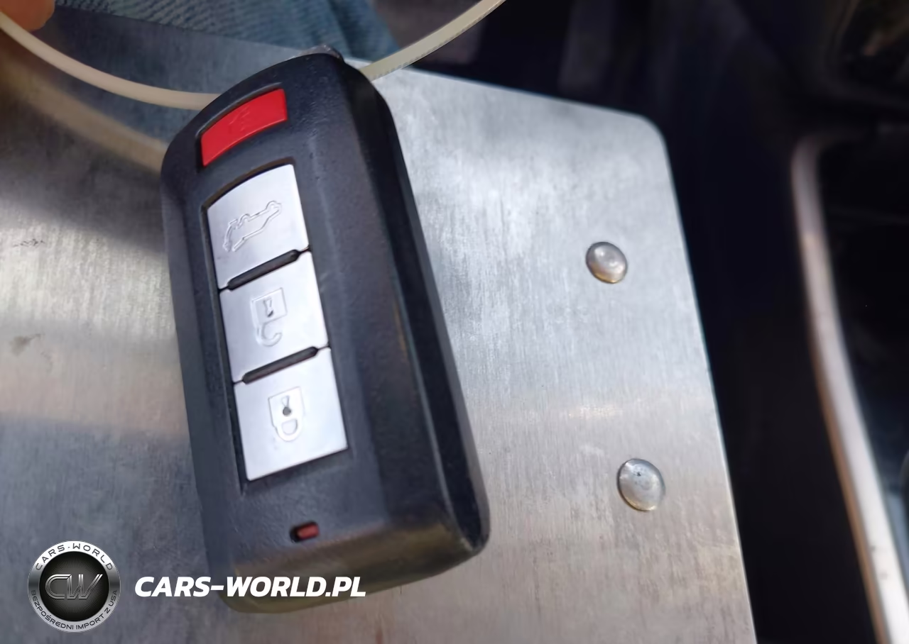 2018 Mitsubishi Outlander Sel VIN:JA4AD3A35JJ004392 - 11