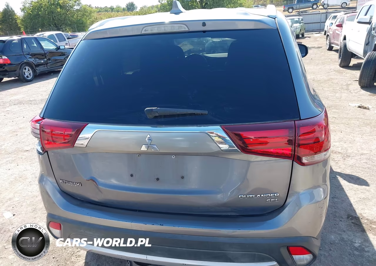 2018 Mitsubishi Outlander Sel VIN:JA4AD3A35JJ004392 - 16