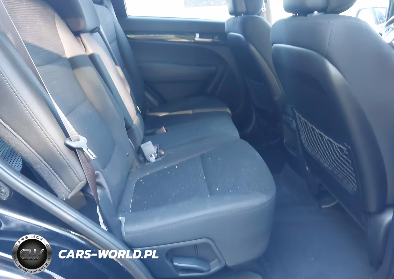 2015 Kia Sorento Lx VIN:5XYKTCA62FG650228 - 8