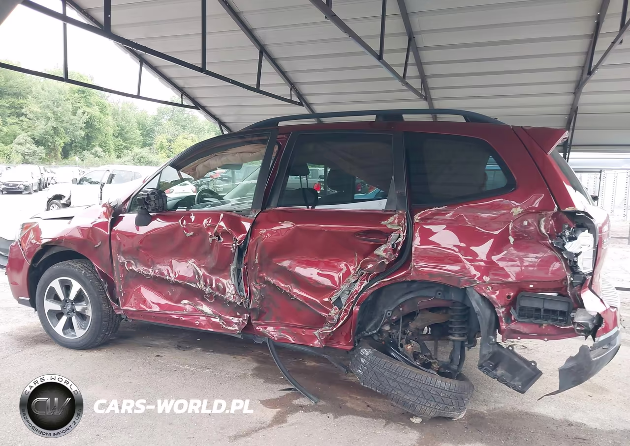 2018 Subaru Forester 2.5I Premium VIN:JF2SJAGC3JH426572 - 14