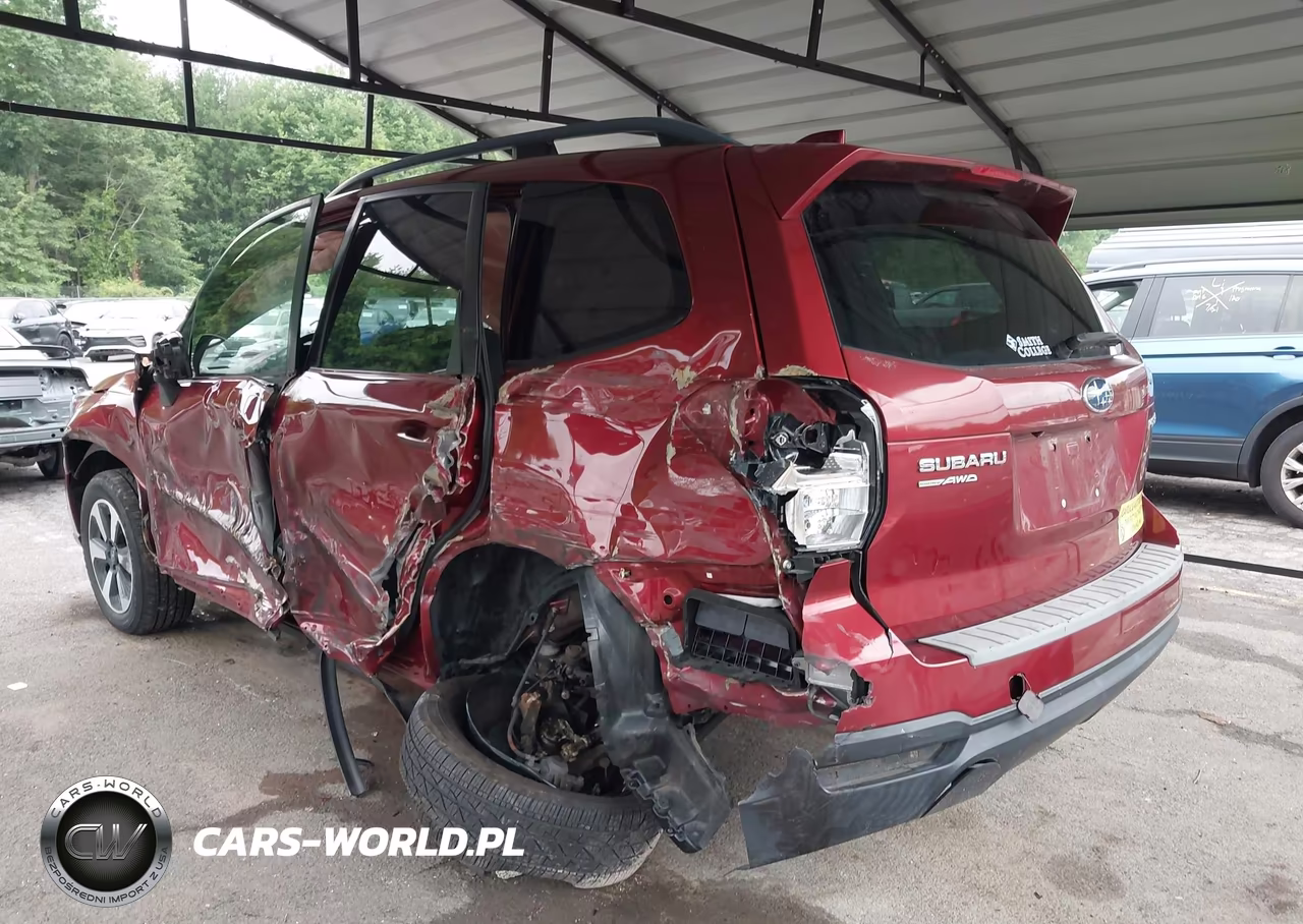 2018 Subaru Forester 2.5I Premium VIN:JF2SJAGC3JH426572 - 3