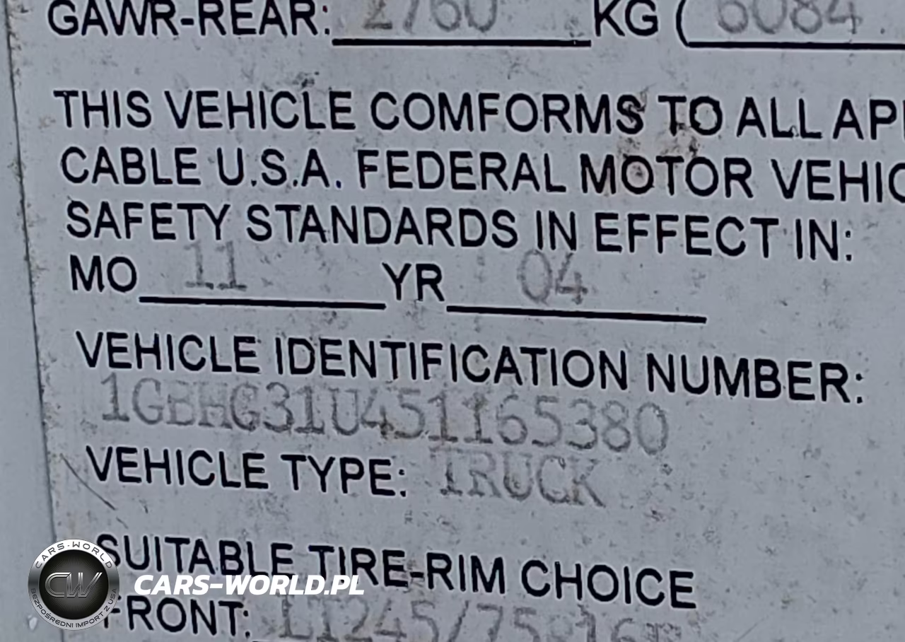 2005 Chevrolet Express Cutaway VIN:1GBHG31U451165380 - 9