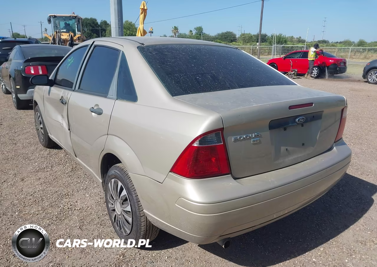 2007 Ford Focus S-Se-Ses VIN:1FAHP34N67W316988 - 3