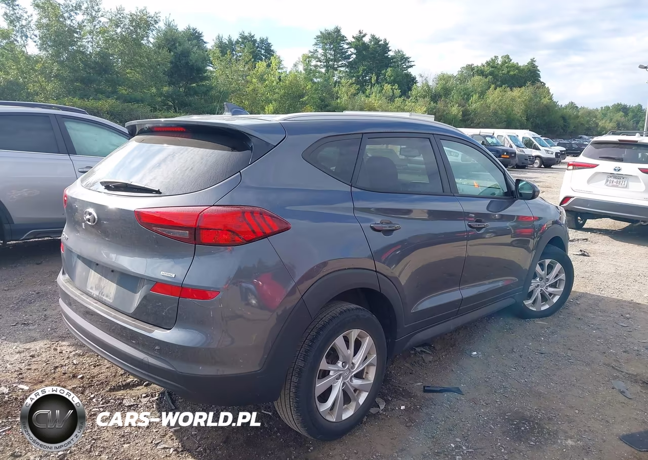 2019 Hyundai Tucson Value VIN:KM8J3CA41KU079135 - 4