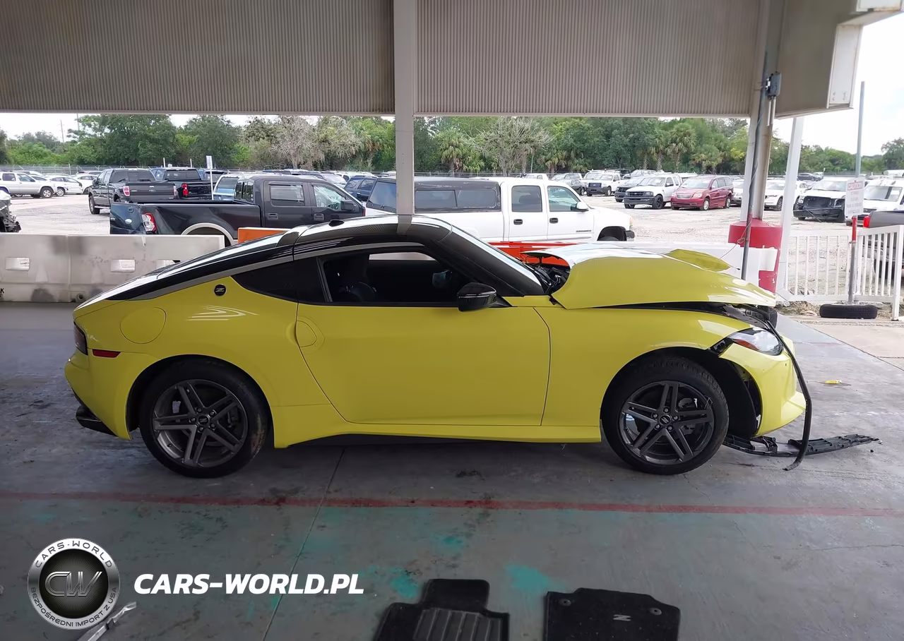 2024 Nissan Z Sport Auto VIN:JN1BZ4AHXRM366454 - 14