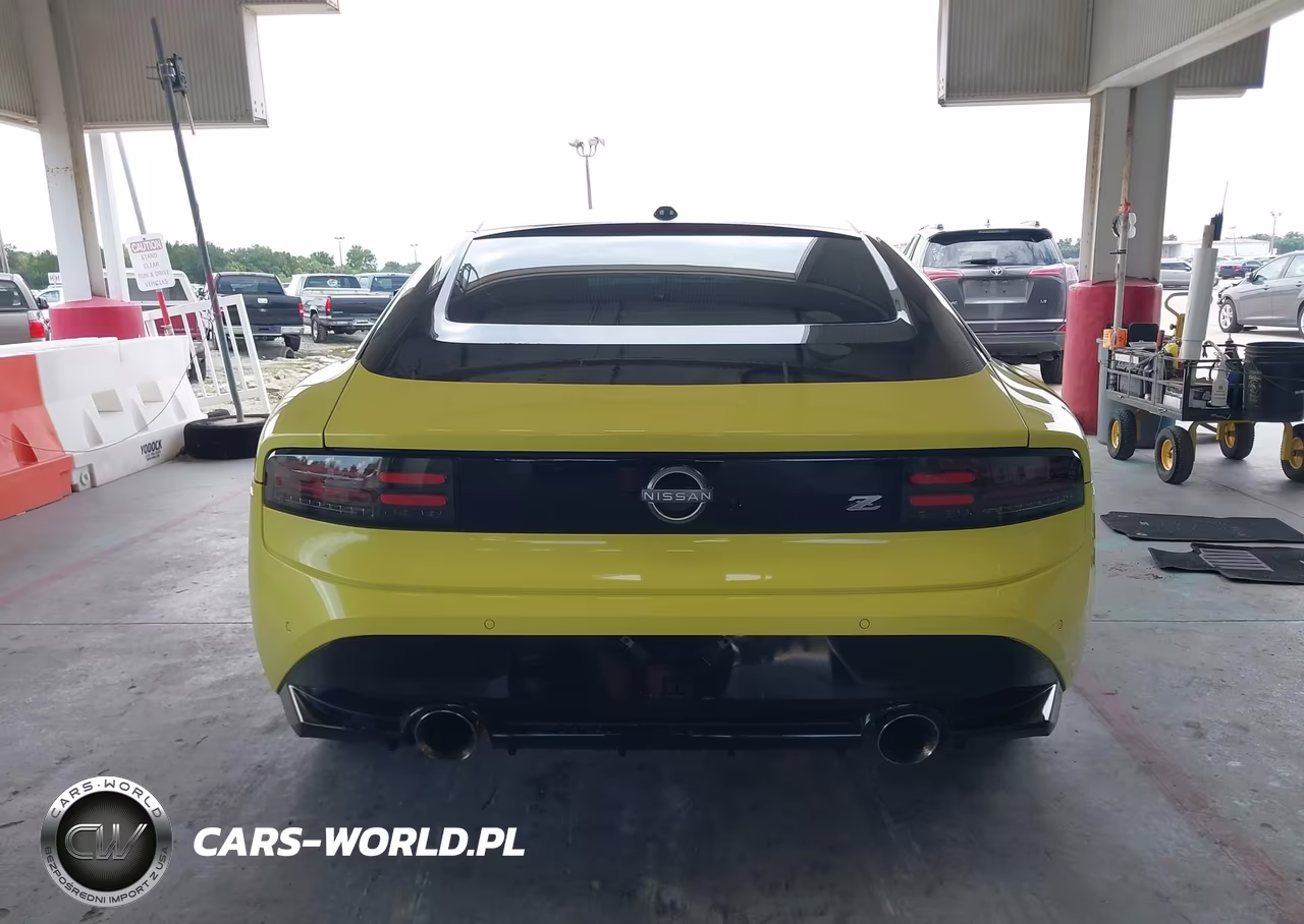 2024 Nissan Z Sport Auto VIN:JN1BZ4AHXRM366454 - 17