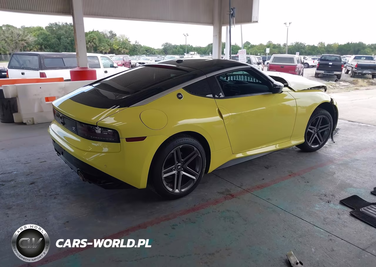 2024 Nissan Z Sport Auto VIN:JN1BZ4AHXRM366454 - 4