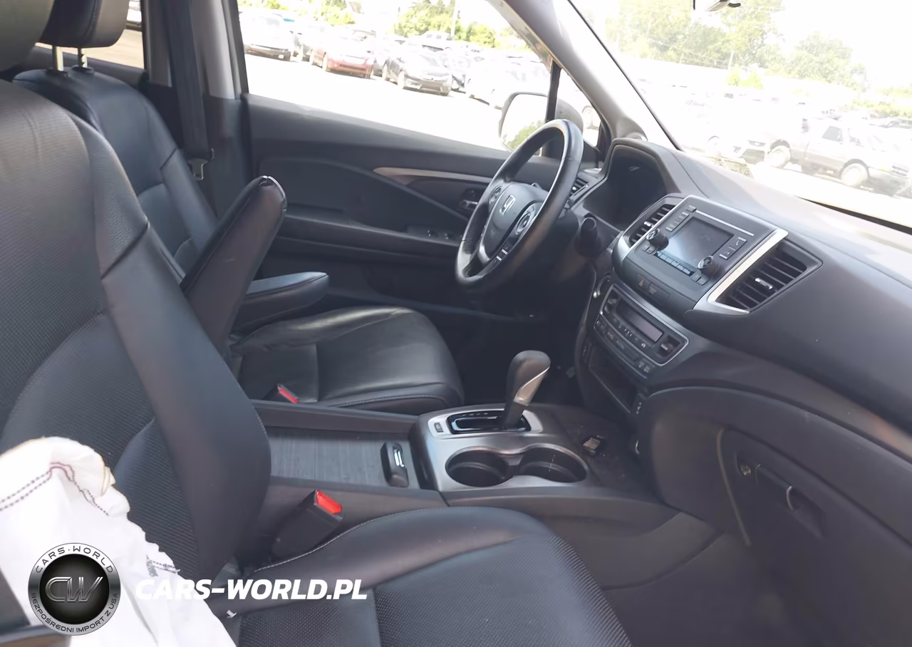2017 Honda Ridgeline Rtl VIN:5FPYK3F58HB007316 - 5